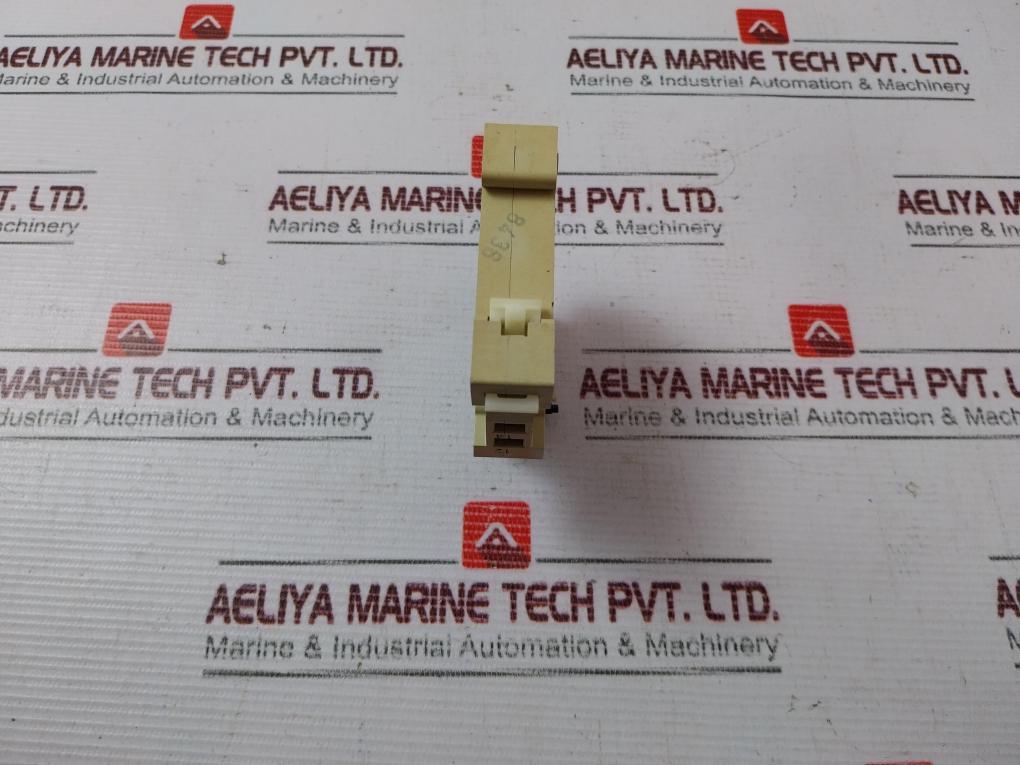 Merlin Gerin 24 To 48V Shunt Release Module