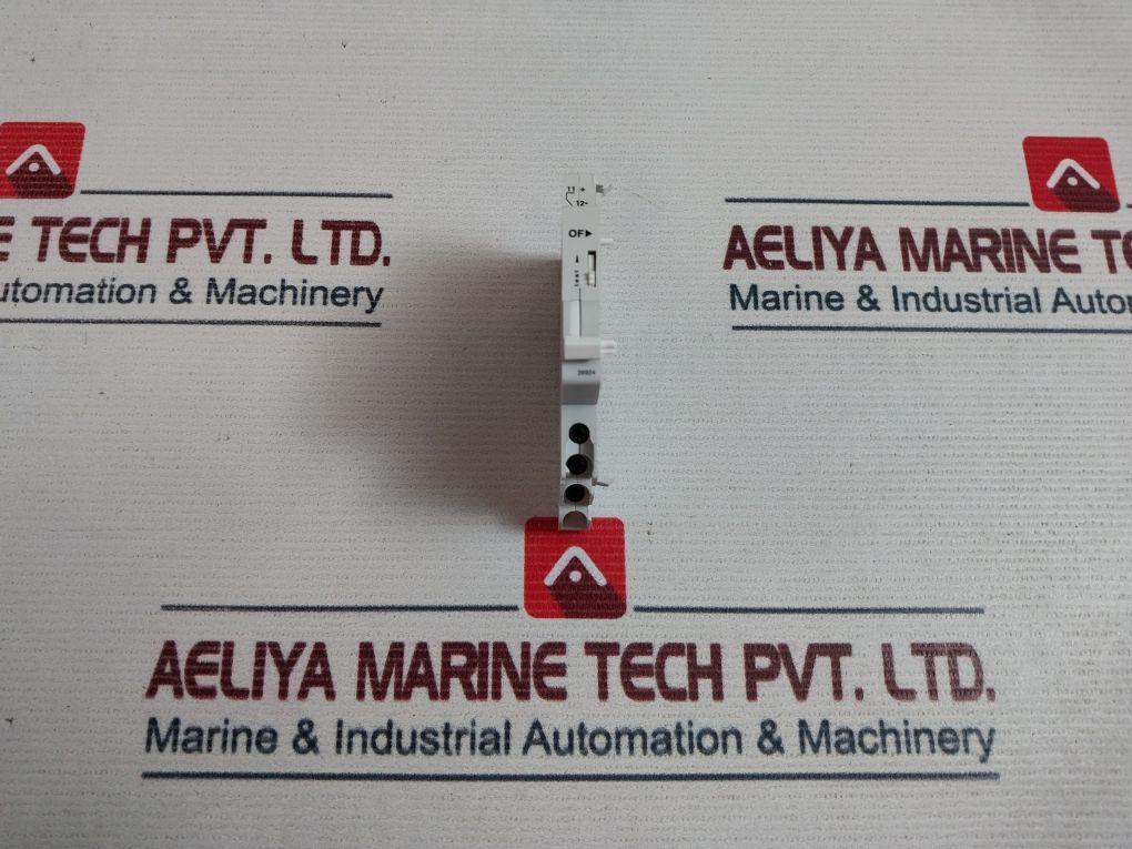 Merlin Gerin 26924 Auxiliary Contact