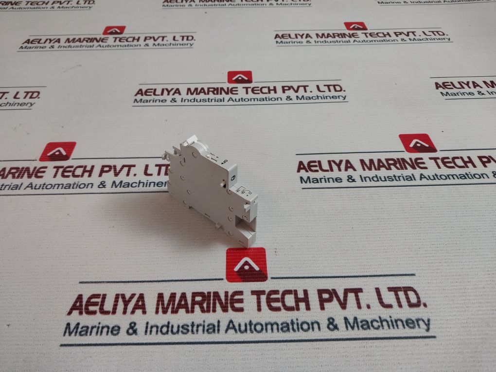 Merlin Gerin 26924 Auxiliary Contact