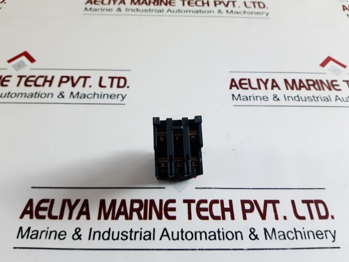 Merlin Gerin 29273 Connector Block
