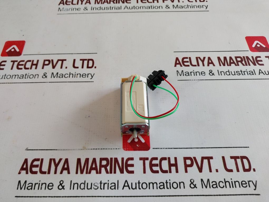 Merlin Gerin 33661 Shunt Trip Circuit Breaker