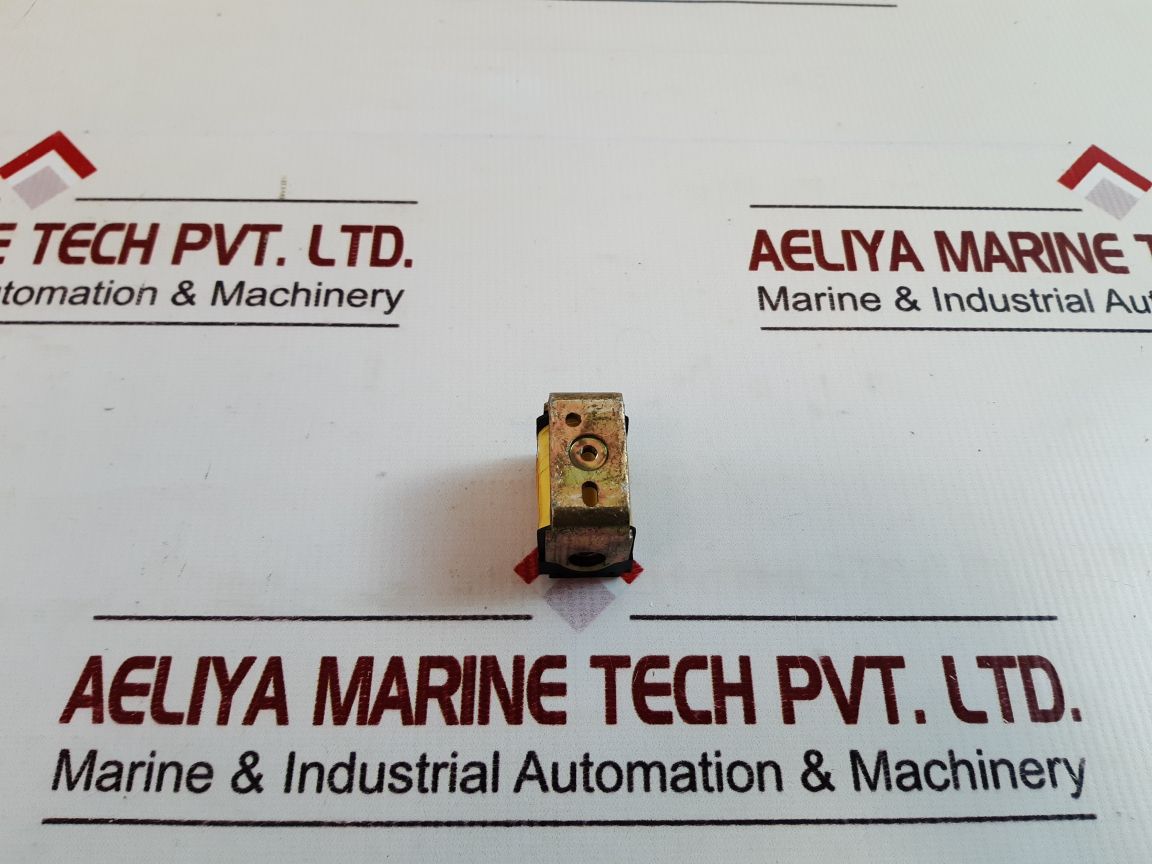 Set Of 2X Merlin Gerin 493902 Closing Relay
