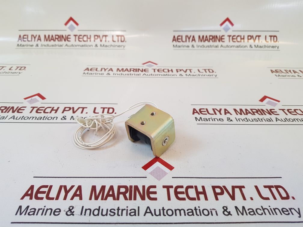 Merlin gerin 673355 closing relay