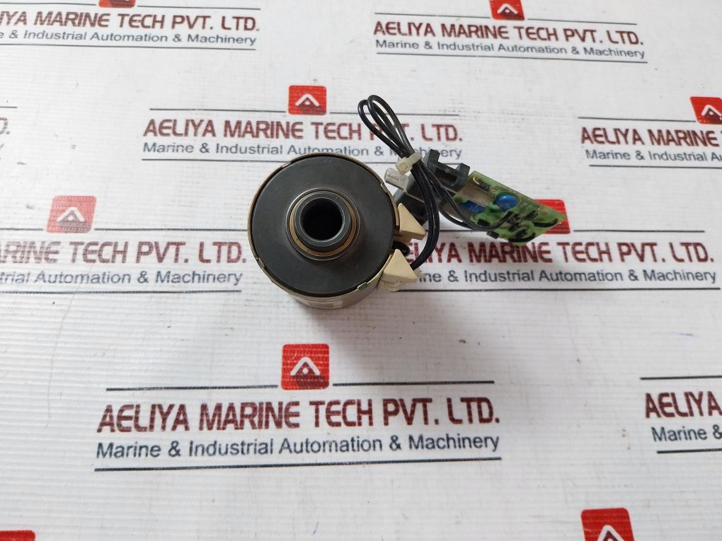 Merlin Gerin 685658 Ma-a Shunt Trip 220/250 Vac