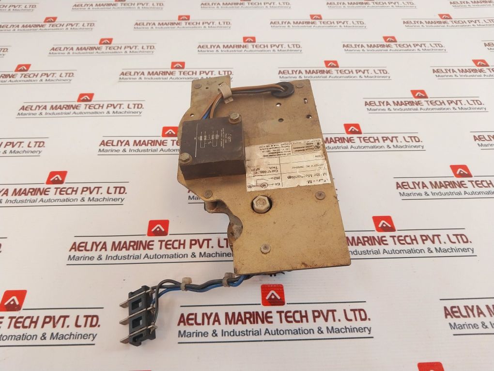 Merlin Gerin 685762 Motor Mechanism Mp Circuit Breaker Accessory 100/127Vac