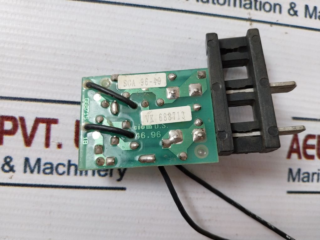 Merlin Gerin 685 654 Mx-a Shunt Trip Circuit Breaker Vk 688713