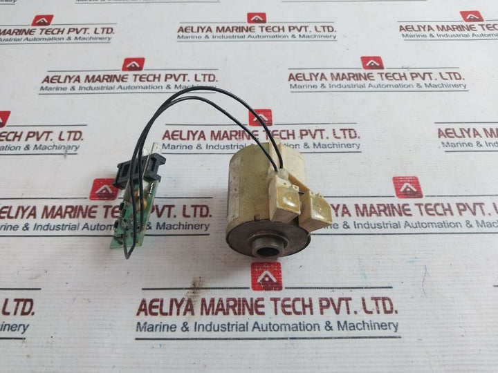 Merlin Gerin 685 658 Mx-a Shunt Trip Xf-e Closing Release Circuit Breaker