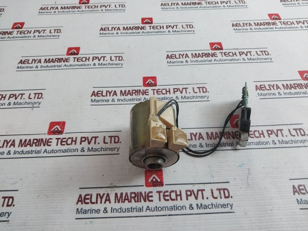 Merlin Gerin 685 658 Mx-a Shunt Trip Xf-e Closing Release Circuit Breaker 200/22