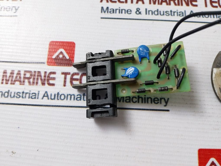 Merlin Gerin 685 658 Mx-a Shunt Trip Xf-e Closing Release Circuit Breaker 240V