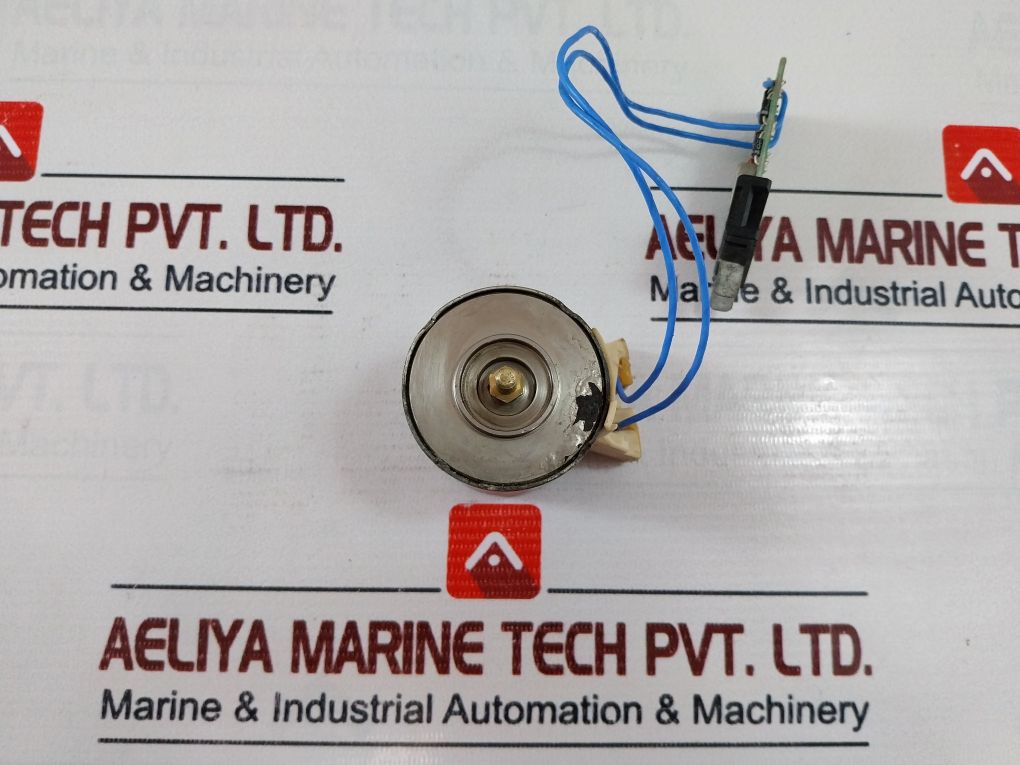 Merlin Gerin 685 661 M.P Breaker Accessory 480V-60Hz-20Va