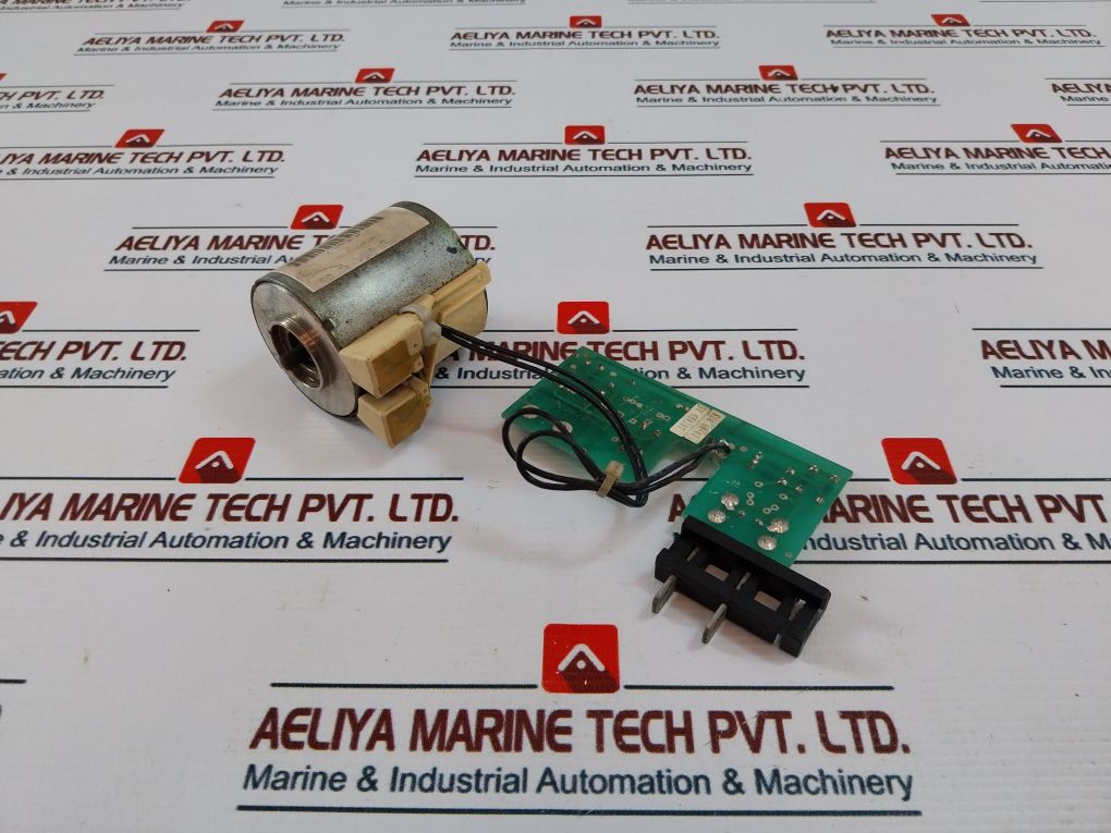 Merlin Gerin 685 679