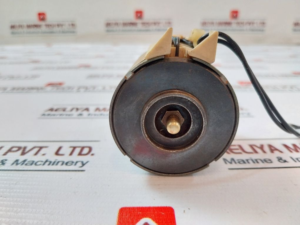 Merlin Gerin 685 683 Circuit Breaker Accessory 220/250Vac 50/60Hz