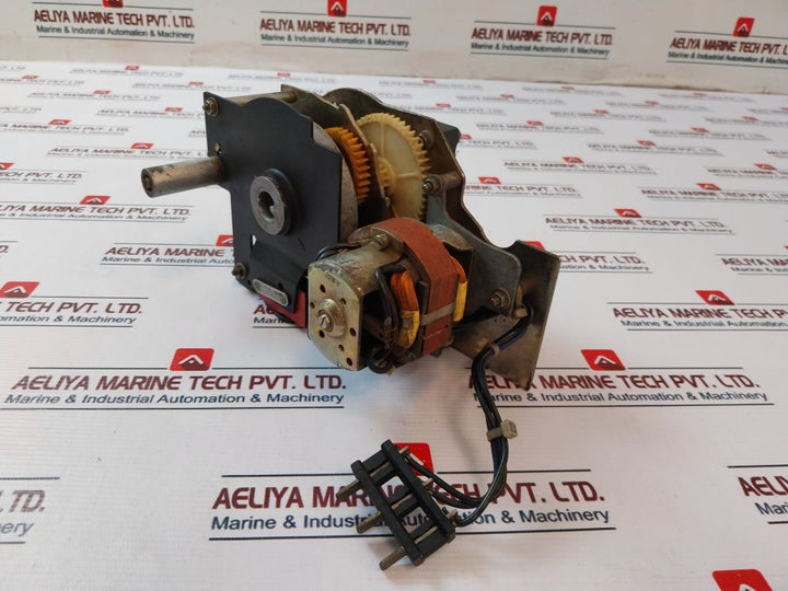 Merlin Gerin 685 763 Mch-m Motor Mechanism Breaker Accessory 50/60Hz