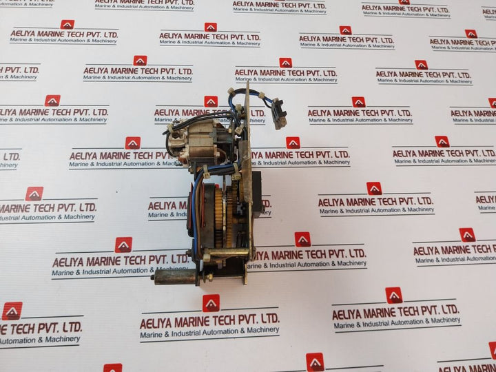 Merlin Gerin 685 763 Mch-m Motor Mechanism Circuit Breaker Accessory 50/60Hz