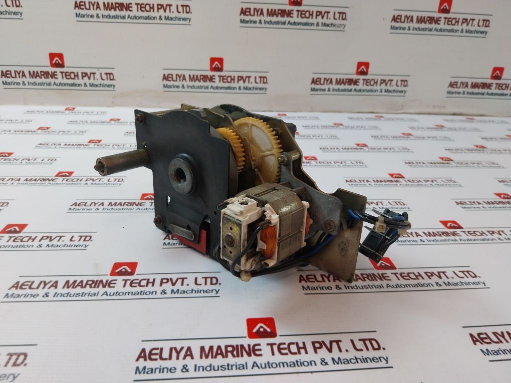 Merlin Gerin 685 763 Mch-m Motor Mechanism Circuit Breaker Accessory 50/60Hz