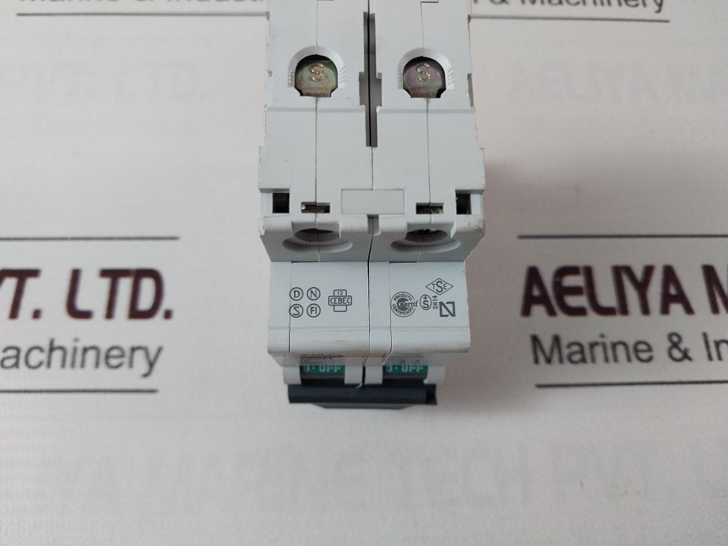 Merlin Gerin Multi9 C60H C6 Circuit Breaker