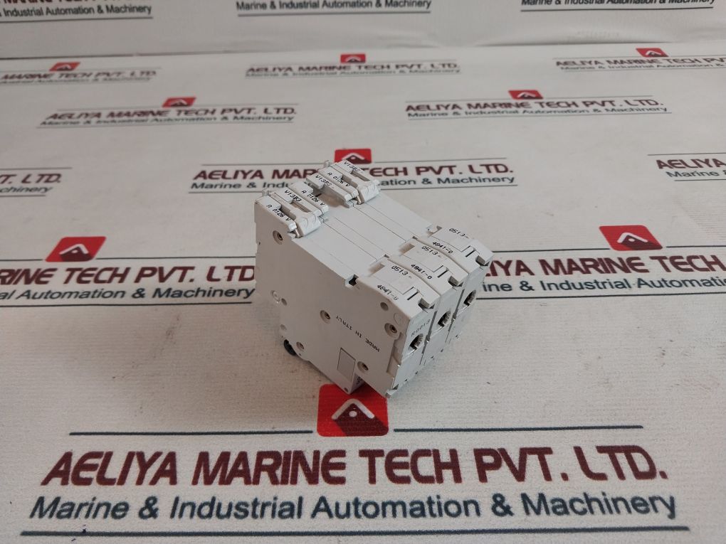 Merlin Gerin Multi 9 C60H Circuit Breaker 400V