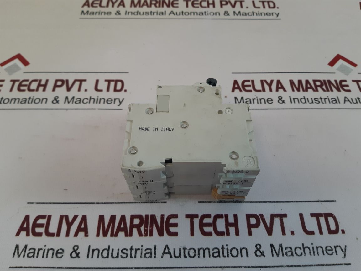 Merlin Gerin Multi9 C60H C32 Circuit Breaker