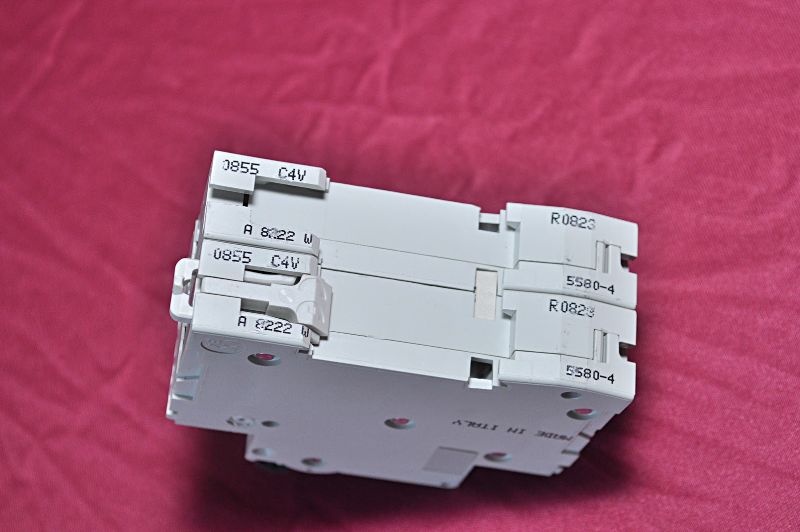 Merlin Gerin C60Hb Circuit Breaker 415V 200-1724