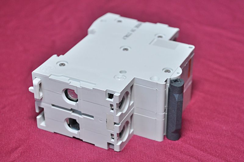 Merlin Gerin C60Hb Circuit Breaker 415V 200-1724