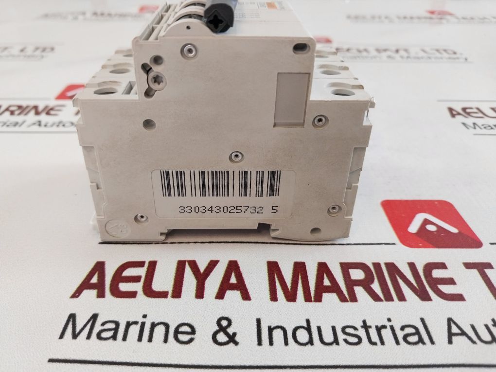 Merlin Gerin C60Hd D32 Three Pole Circuit Breaker