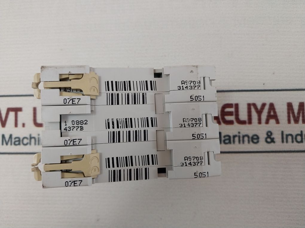 Merlin Gerin C60N Circuit Breaker 400V