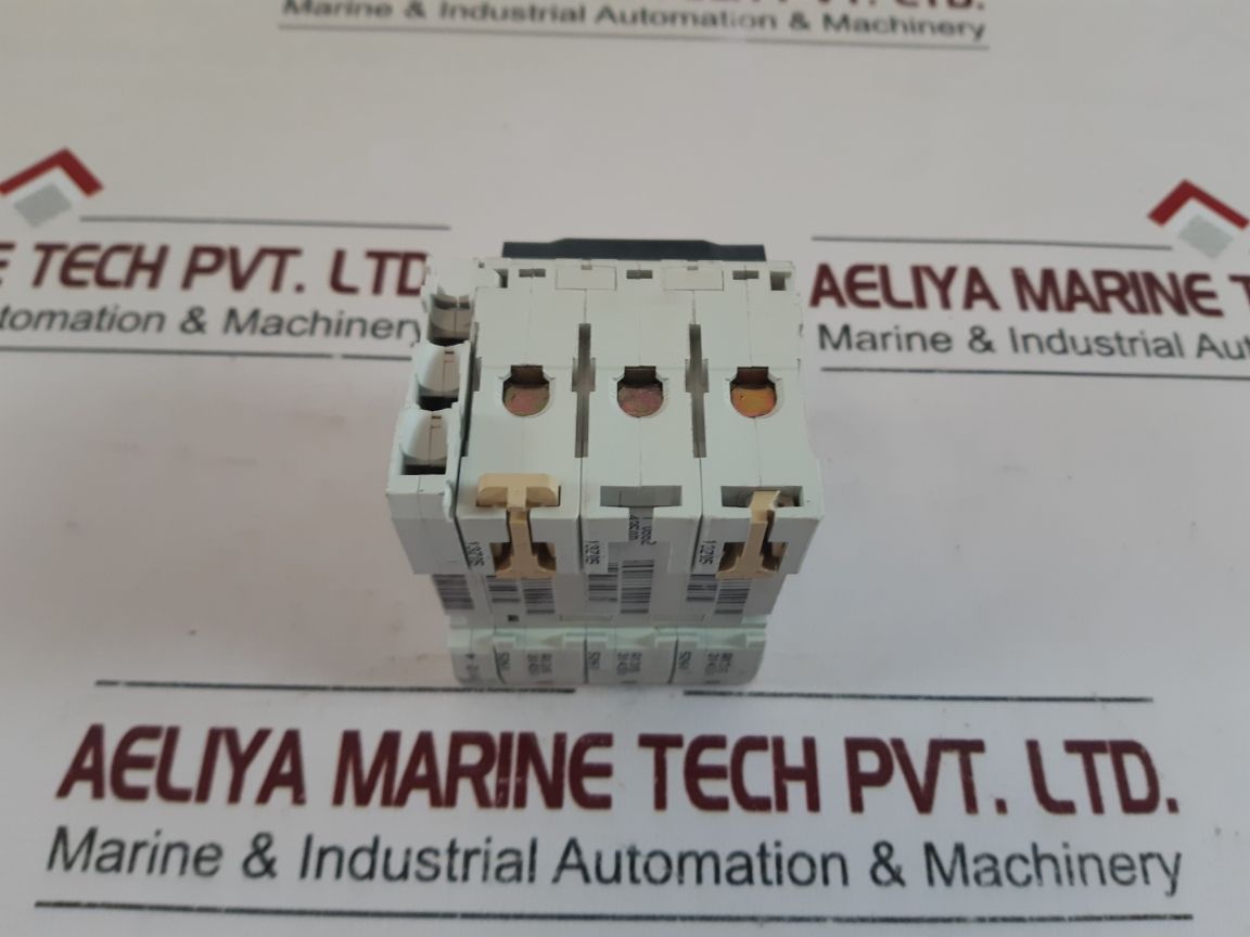 Merlin Gerin Multi9 C60N C16 Circuit Breaker