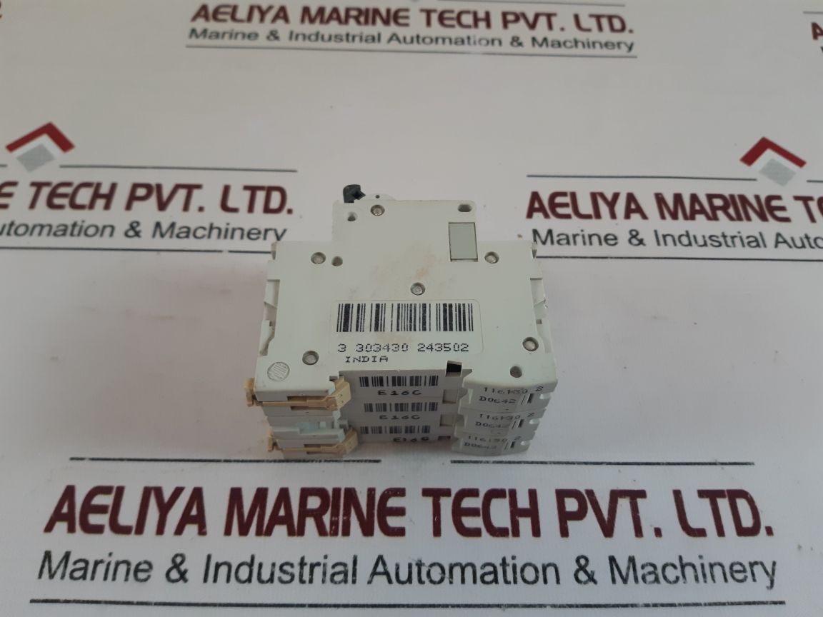 Merlin Gerin Multi9 C60N C16 Circuit Breaker 400V~