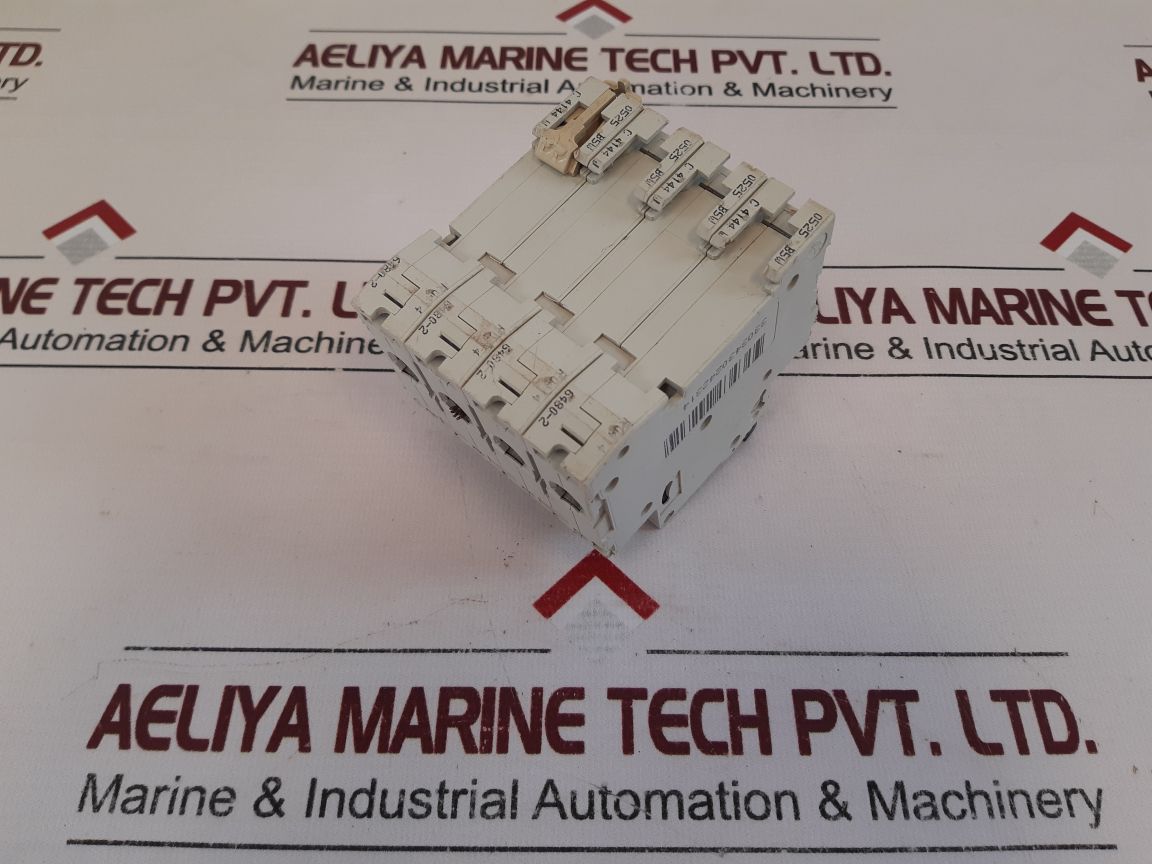 Merlin Gerin C60N C32 Circuit Breaker 400V~