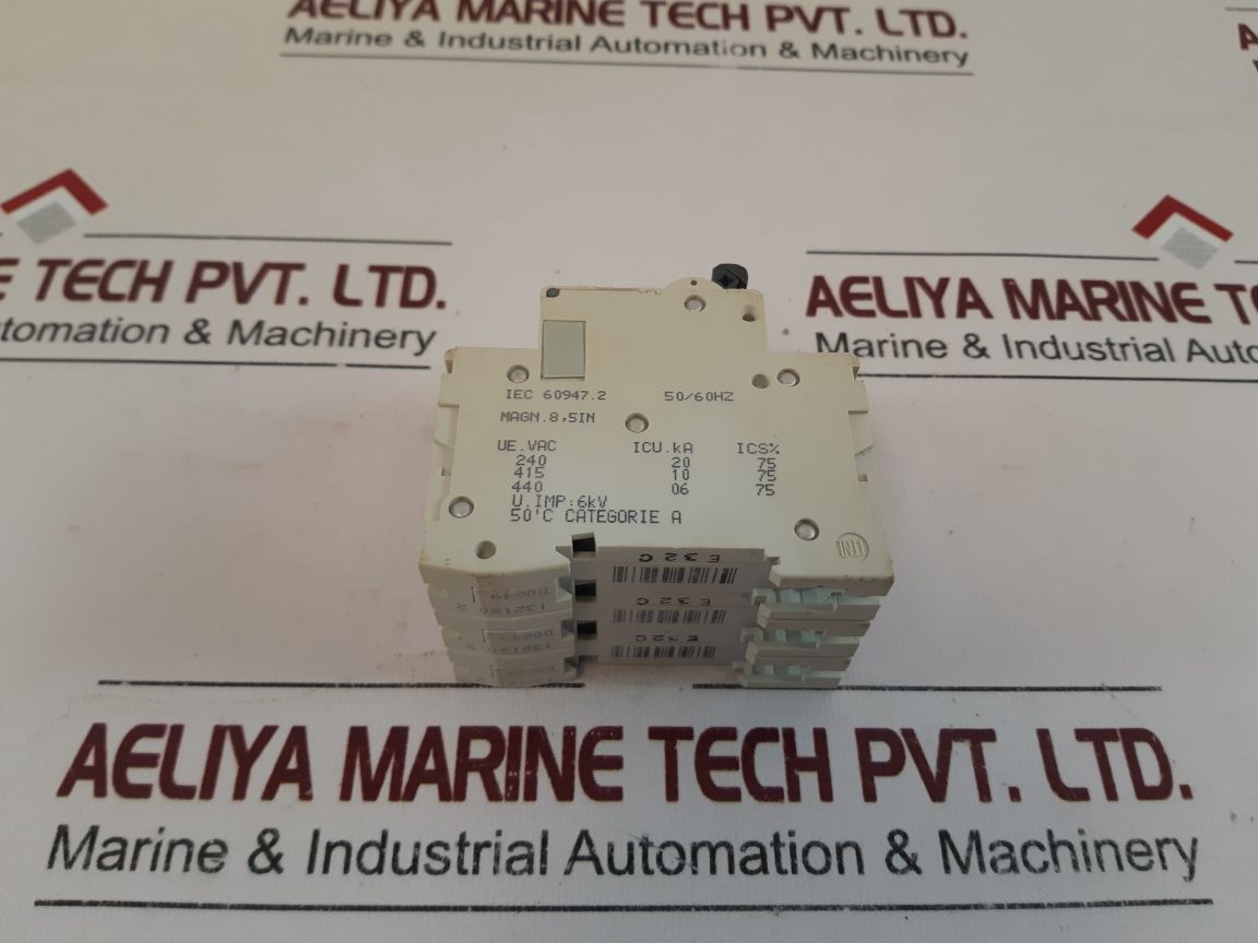 Merlin Gerin Multi9 C60N C32 Circuit Breaker