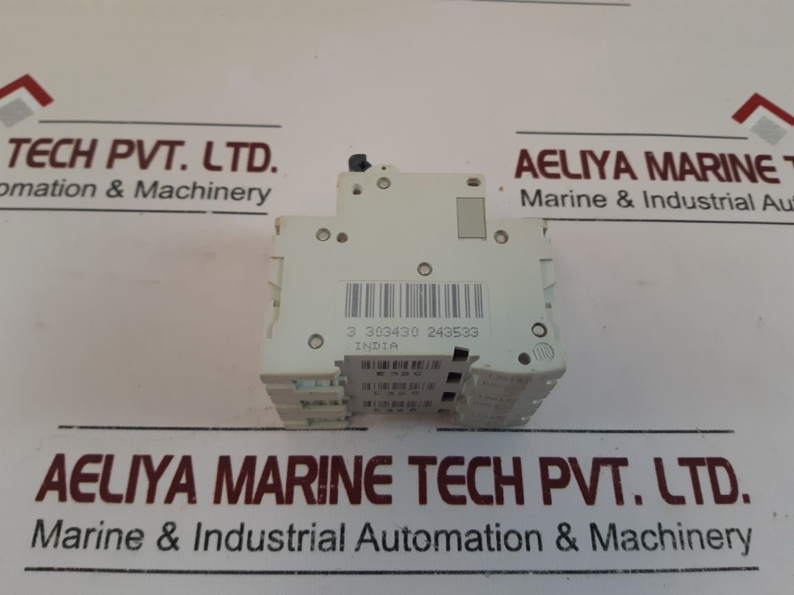 Merlin Gerin Multi9 C60N C32 Circuit Breaker