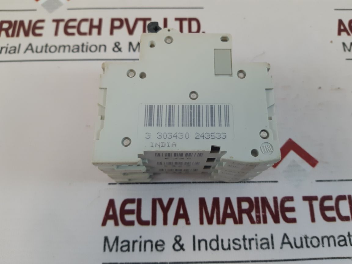 Merlin Gerin Multi9 C60N C32 Circuit Breaker