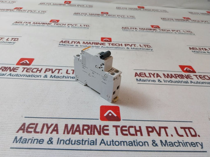 Merlin Gerin Dt40 Circuit Breaker 893.011.011.0002