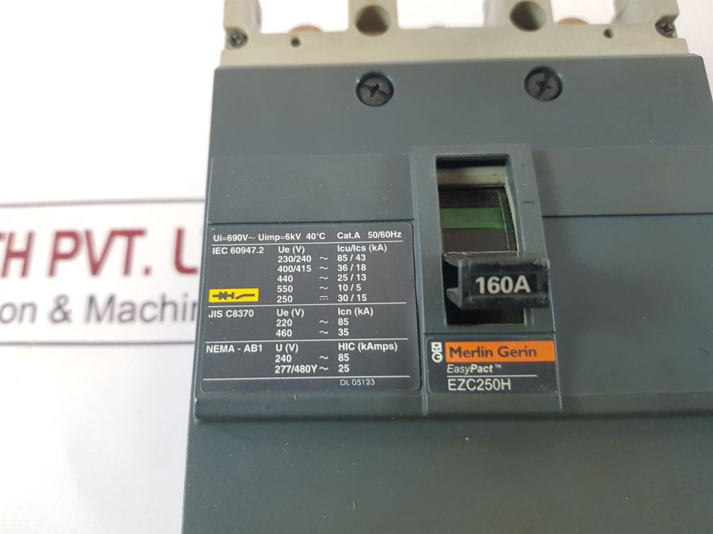 Merlin Gerin Ezc250H Circuit Breaker

