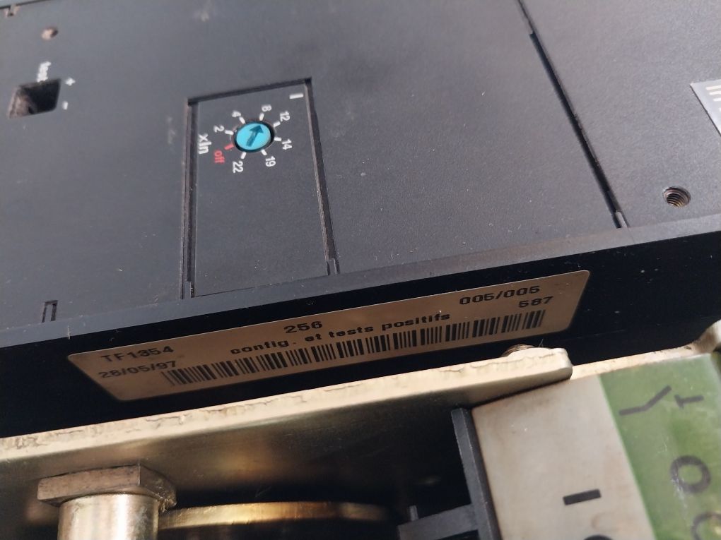 Merlin Gerin Masterpact M08 H1 Air Circuit Breaker Iec 947-2 480/690V 50/60Hz