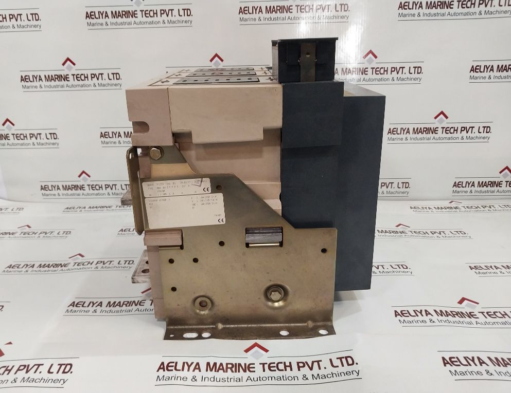 Merlin Gerin Masterpact M08 H1 Air Circuit Breaker Iec 947-2 480/690V 50/60Hz