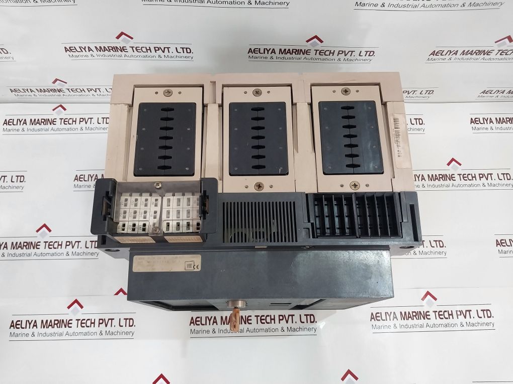 Merlin Gerin Masterpact M08 H1 Air Circuit Breaker Iec 947-2 480/690V 50/60Hz