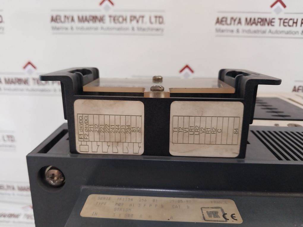 Merlin Gerin Masterpact M08 H1 Air Circuit Breaker Iec 947-2 480/690V 50/60Hz