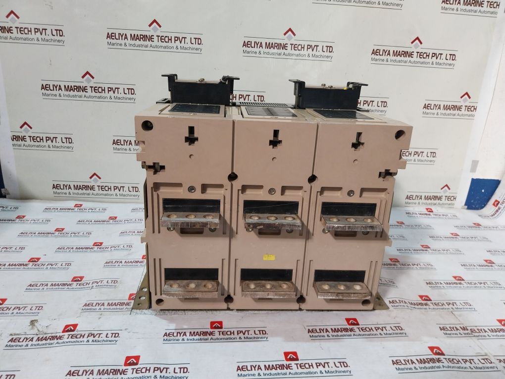 Merlin Gerin M16 H2 3Fppf Masterpact High-performance Circuit Breaker 1600A