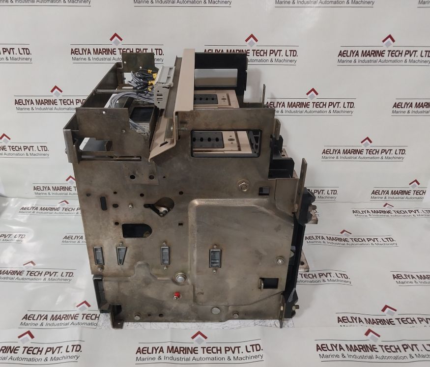 Merlin Gerin M16 N1 Masterpact Circuit Breaker Tf10961000610