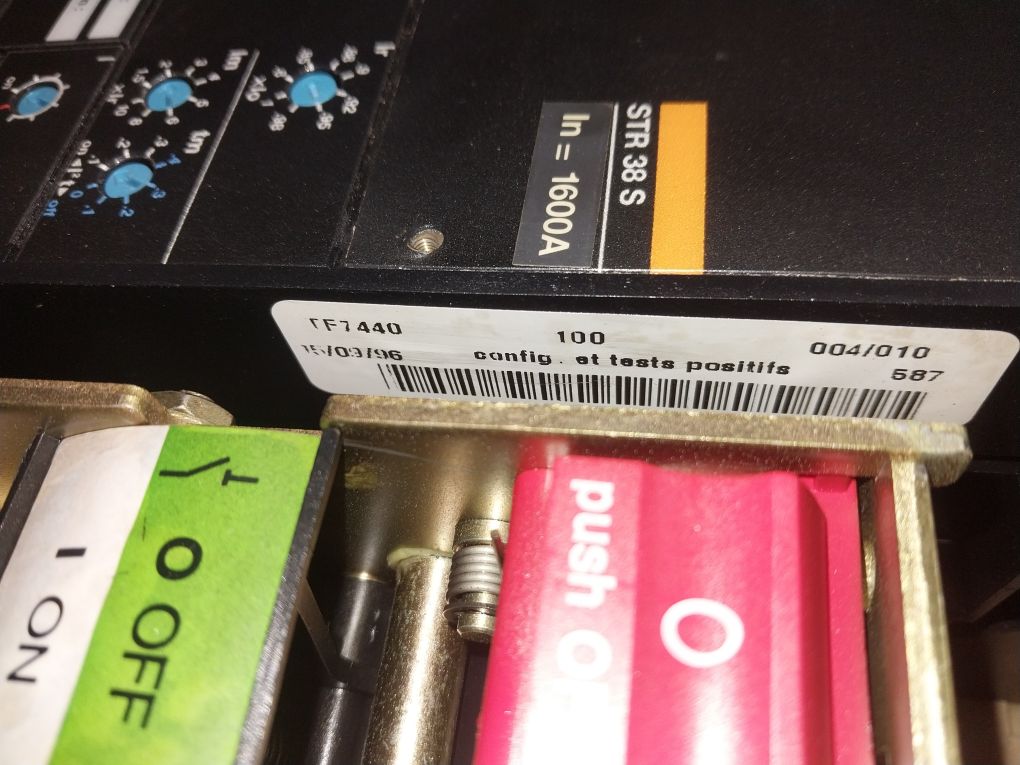 Merlin Gerin M16 N1 Masterpact Circuit Breaker Tf10961000610