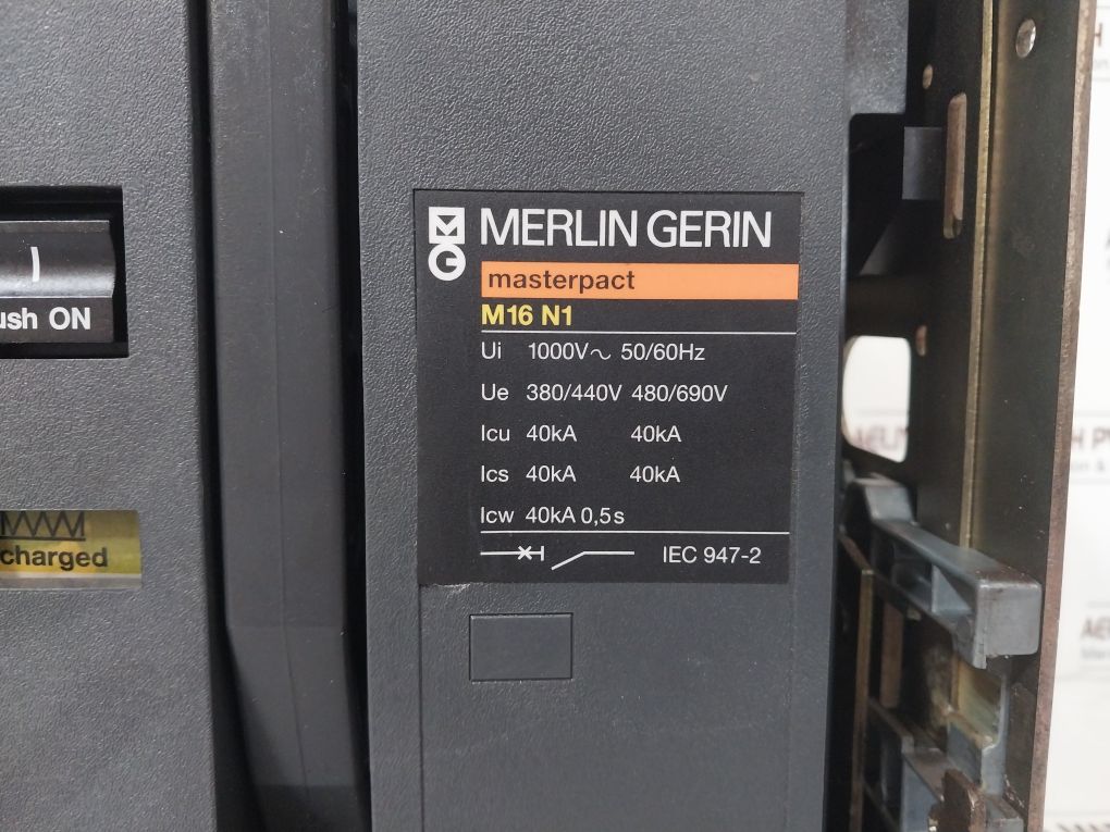 Merlin Gerin M16 N1 Masterpact Circuit Breaker Tf10961000610