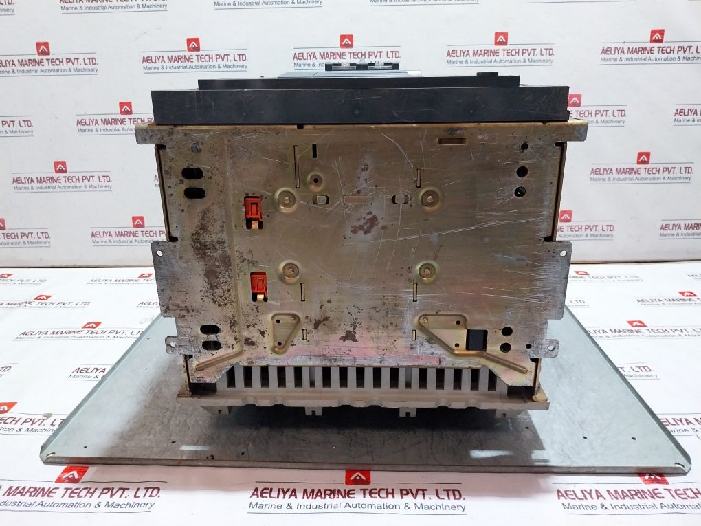 Merlin Gerin Masterpact Nw25 H1 Circuit Breaker 2500A 1000V 50/60Hz