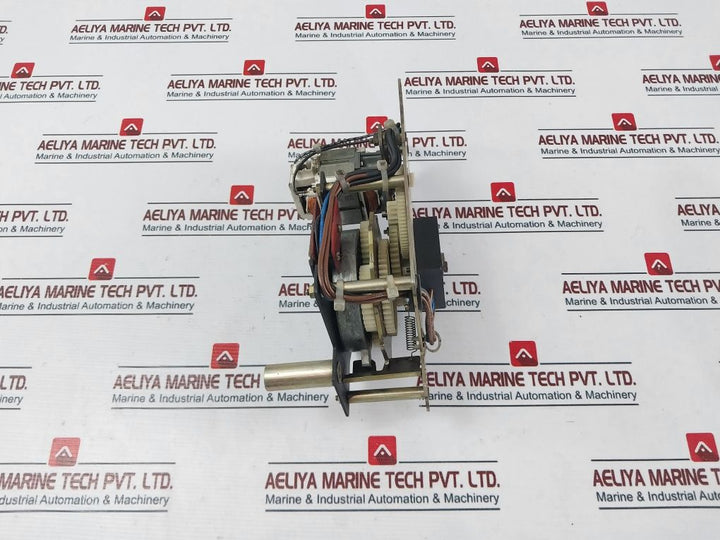 Merlin Gerin Mch-m Motor Mechanism Mp Breaker Accessory