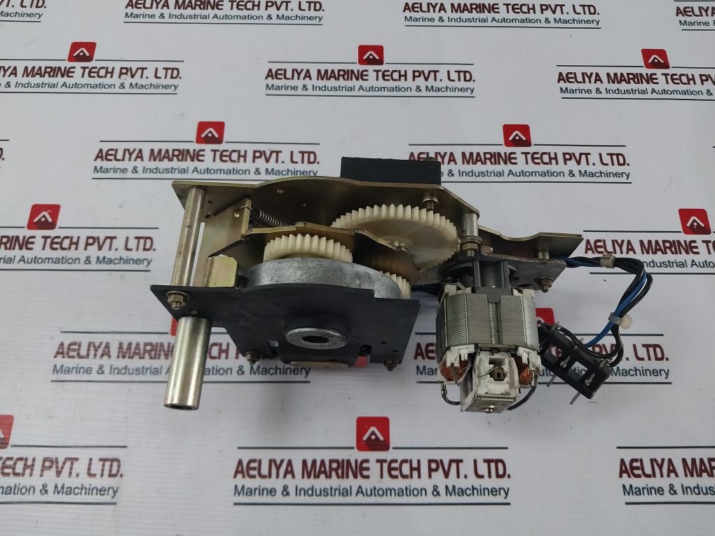 Merlin Gerin Mch-m Motor Mechanism Mp Breaker Accessory