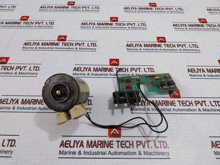 Merlin Gerin Mn-u 685 683 Undervoltage Release Mp Breaker Accessory 220/250V