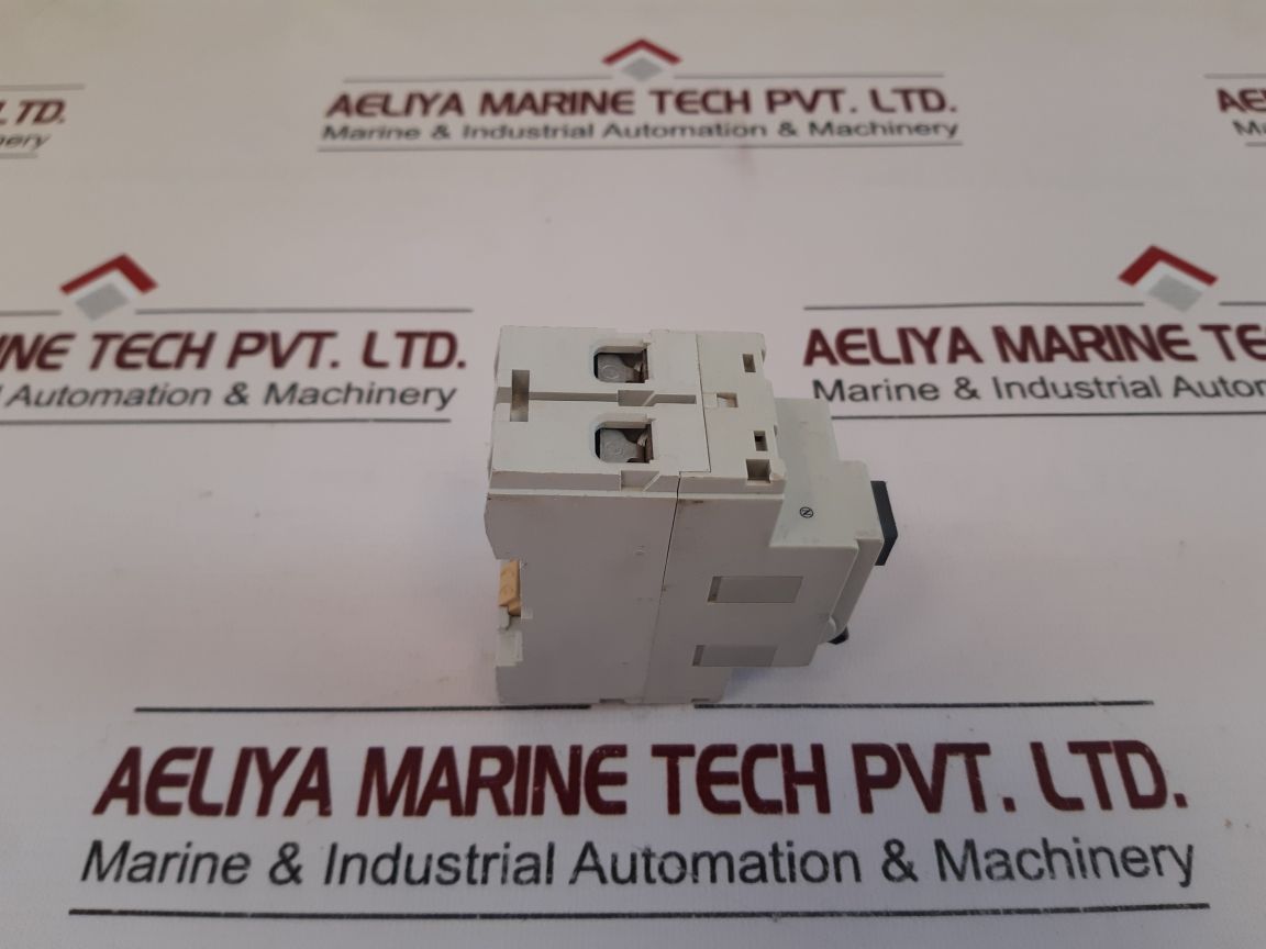 Merlin Gerin Multi9 Id Circuit Breaker 