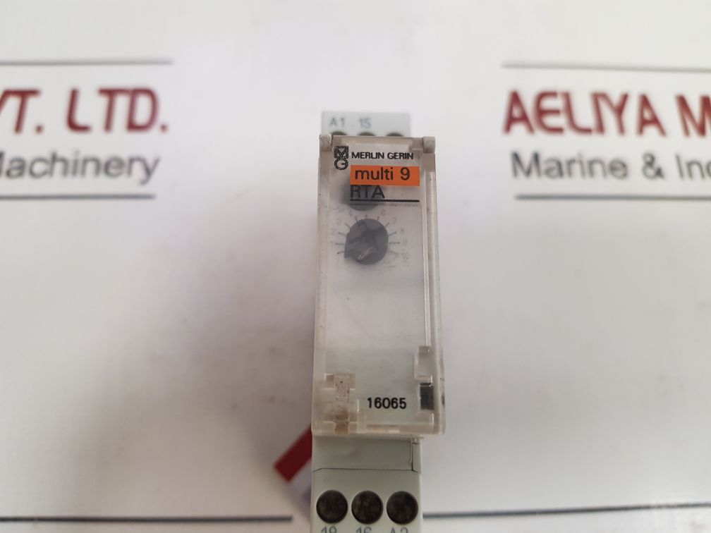 Merlin Gerin Multi 9 Circuit Breaker 16065