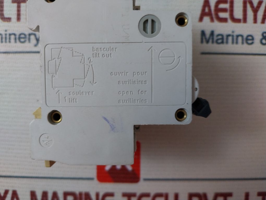 Merlin Gerin C32H 32A Circuit Breaker