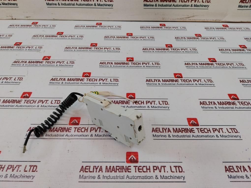Merlin Gerin Multi 9 C60H-rcbo Circuit Breaker 26858